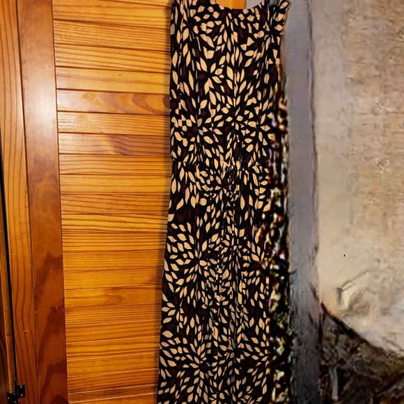 Chic Strapless Patterned Dress - Picture 8 of 12